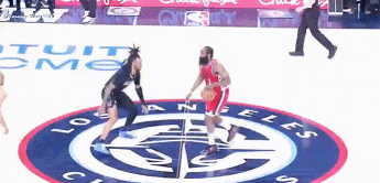 是巴图姆的掩护犯规！卡斯尔防守哈登被吹阻挡&马刺挑战成功