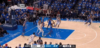 内外开花！杰伦-威廉姆斯三分命中后反击暴扣 连得5分打停掘金