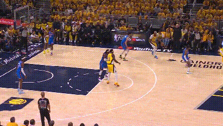 卡莱尔看哈利和內姆,正如安西看樱木和流川